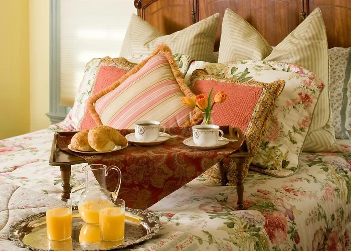 A B&B At The Edward Harris House Inn